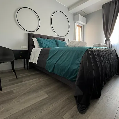 MEG Glamour Suite Milano vicino i Navigli-3
