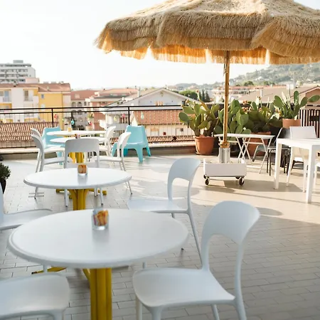 Hotel Antagos-2