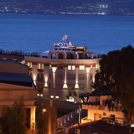 E' Hotel-2