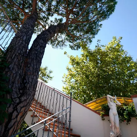 Hotel Villa dei Fiori - sul mare con piscina-2