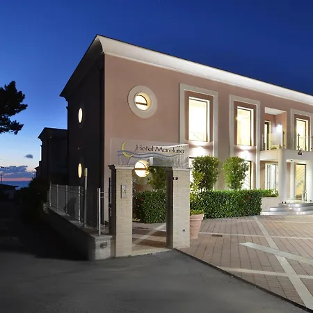Hotel Mareluna-2