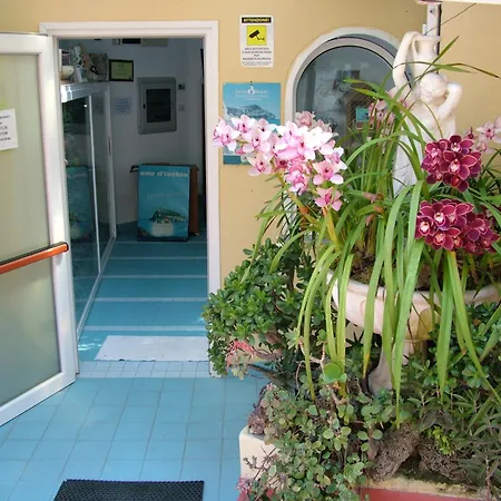 Hotel Giardino Delle Ninfe E La Fenice-2