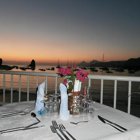 Hotel Conti-2