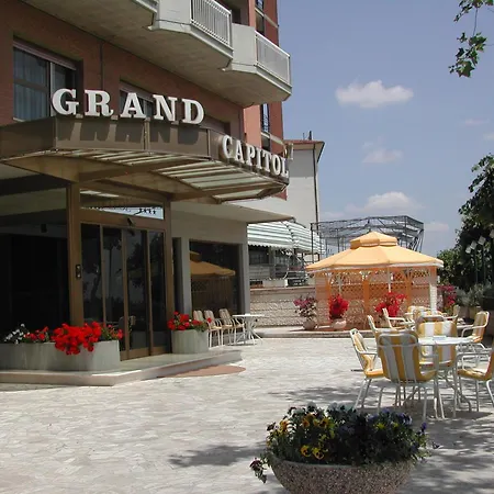 G. Hotel Capitol-2