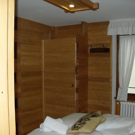 Hotel Capriolo-2