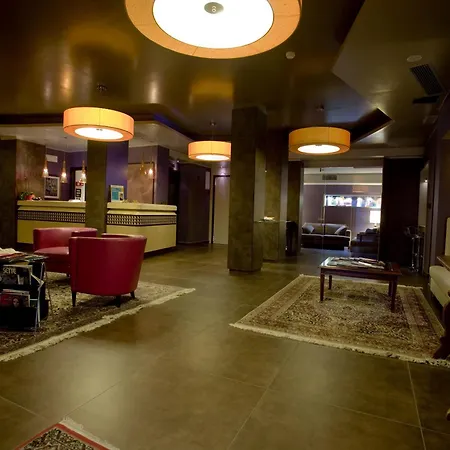 Comfort Hotel Fiumicino Airport-2