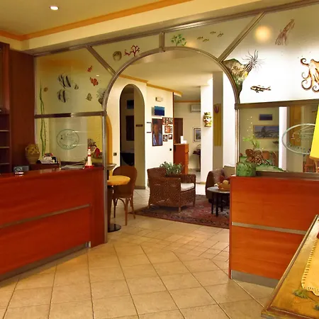 Hotel Il Faro Della Guitgia Tommasino-3