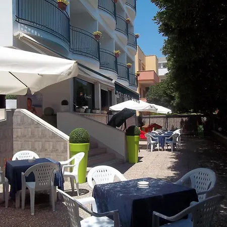 Hotel Rivabella-3