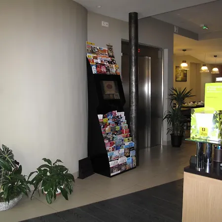 Source Hotel-2