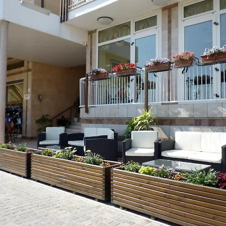 Hotel Sara-2