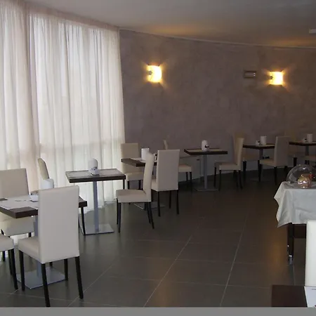 Hotel Motel Galaxy Reggio Emilia-3