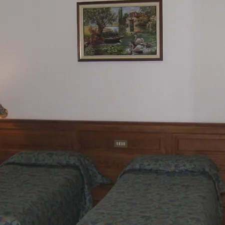 Hotel Villa Plinia-2