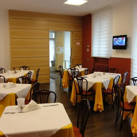 Hotel Centrale-3