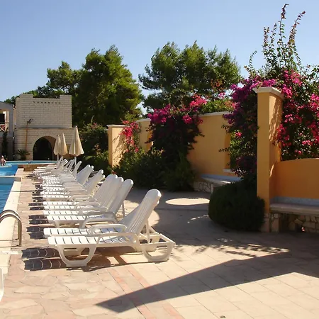 Baia Degli Aranci Suite&Apartments-3
