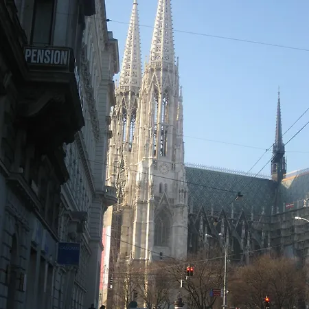 Pension Schottentor-2
