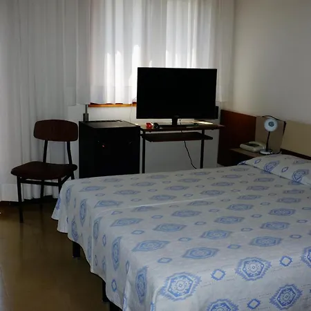 Hotel Reno-2