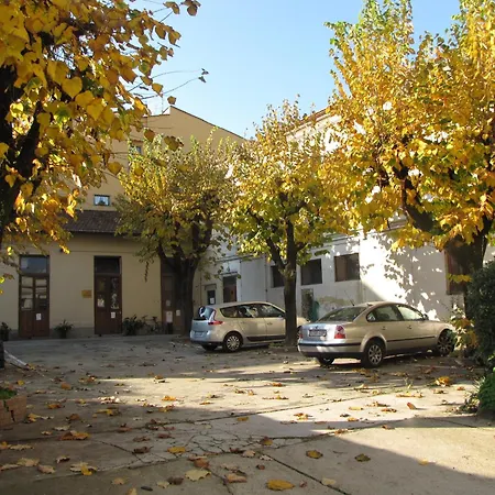 Casa Santo Nome di Gesu-2