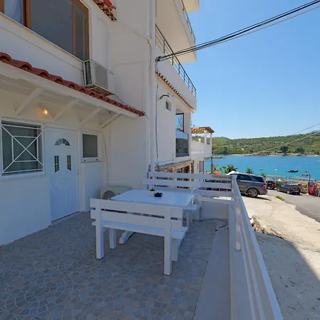 Livia'S Guesthouse-2
