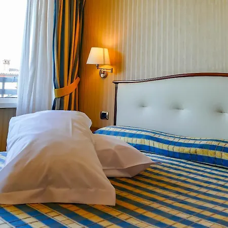 Hotel Benaco Garda ***S-3