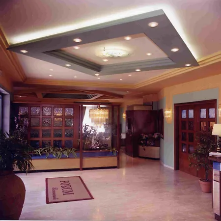 Motel Forum-2