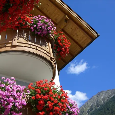 B&B Hotel Alpenrose Rooms & Apartments-3