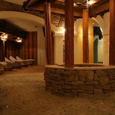 Hotel Garni La Roccia-2
