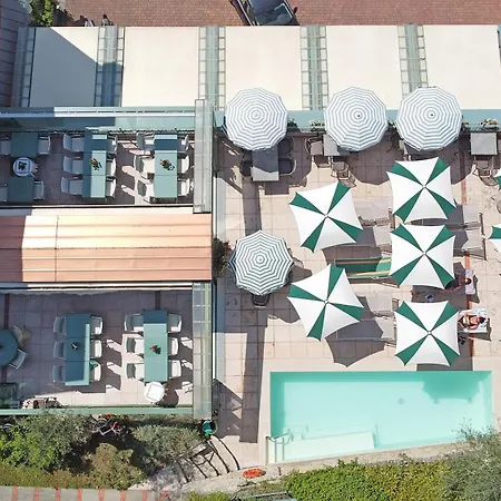 Hotel Villa Carlotta-2