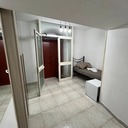 Station Rooms37-2