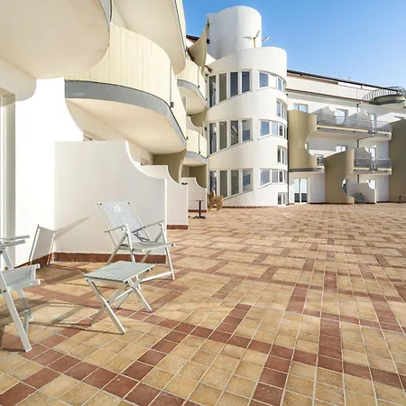 Carlton Hotel Riviera-2
