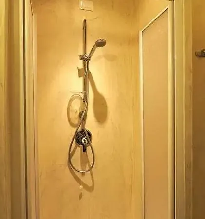 Ricky Rooms-3