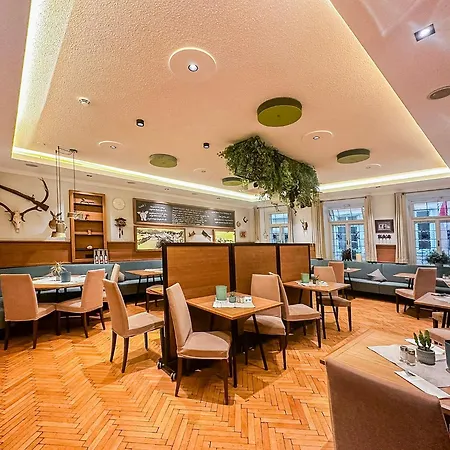 Hotel Elefant-3