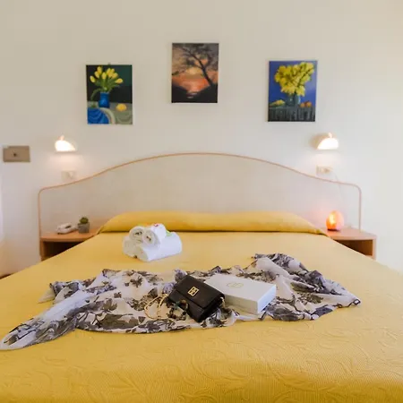 Hotel Gloria-3