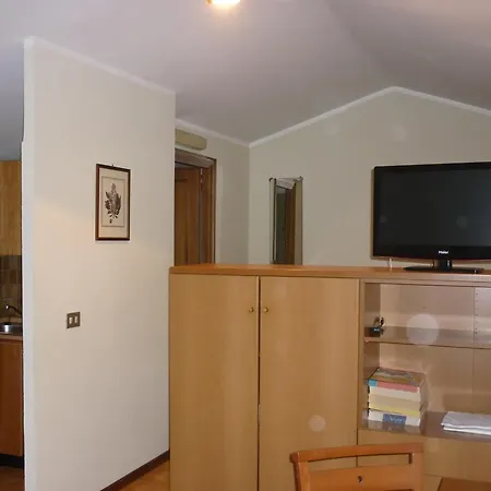 Eur Nir Residence-3