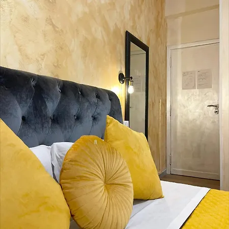 Romoli Rooms And Suites-2