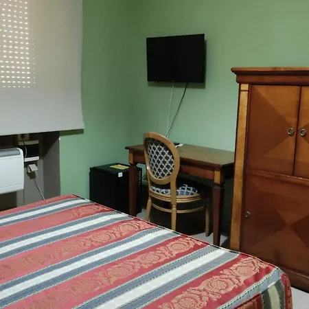 Hotel Plaza-3