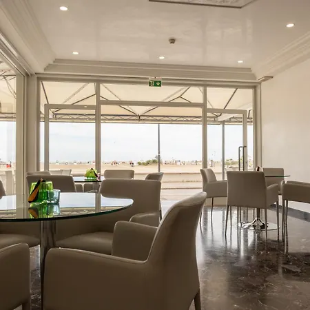 Hotel Riviera-2
