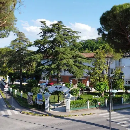 Zappi Cycling Hotel-2