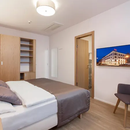 Hotel Carol-3