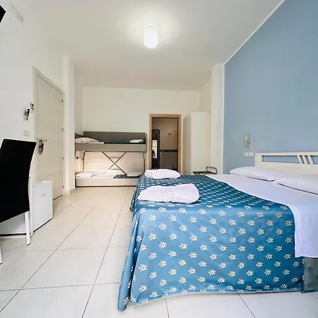 Maniel Beach Hotel-3
