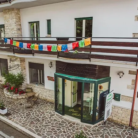 Hotel B&B Pescofalcone-2