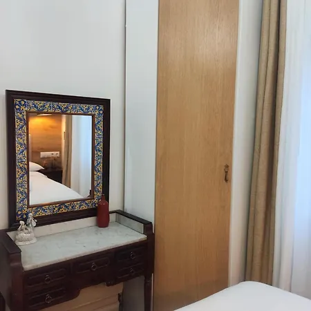 Private Rooms-3