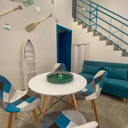 Vanity House-2