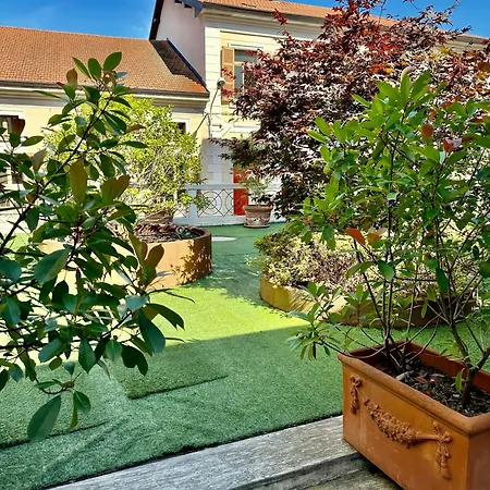 Hotel Al Campanile - Luxury Suites & Apartments-2