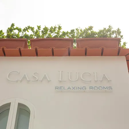 Casa Lucia Relaxing Rooms-2