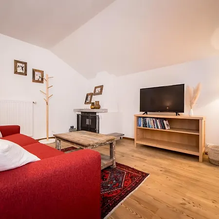 Am Schloss Guest House-3