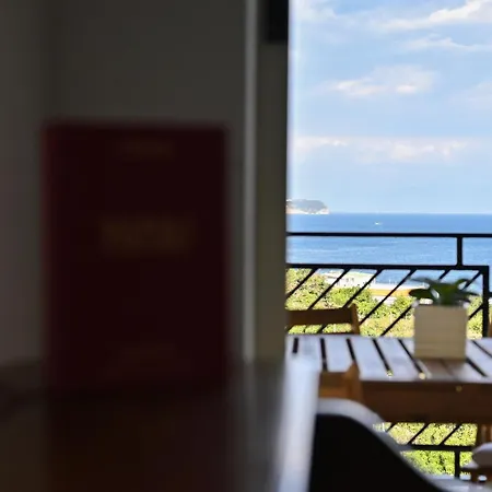 Frontemare Suites-3