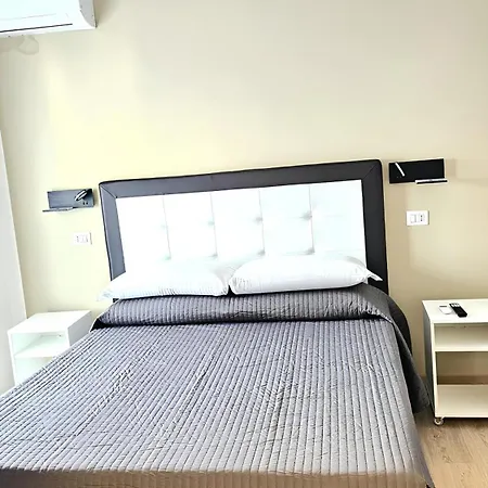 Convenient Booking B&B-2