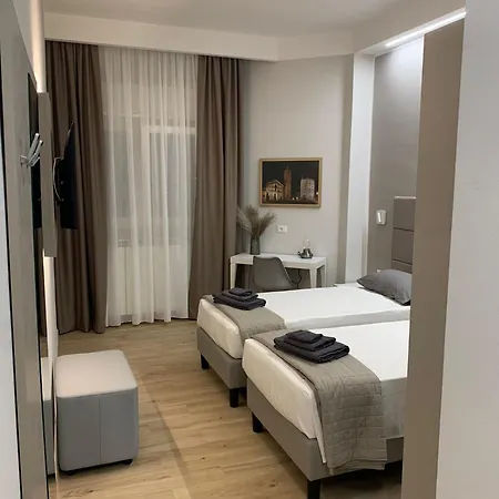 Fla Rooms-3