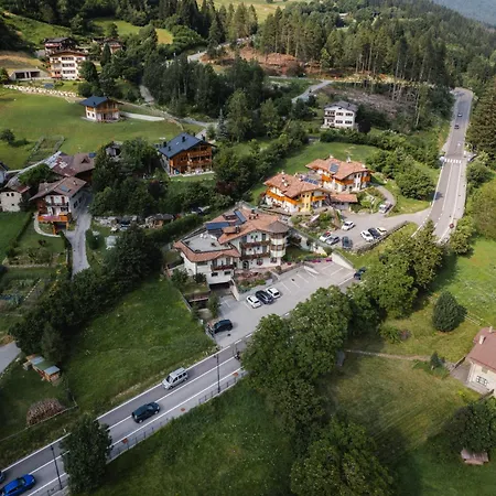 Chalet Campiglio Imperiale Garnì-3