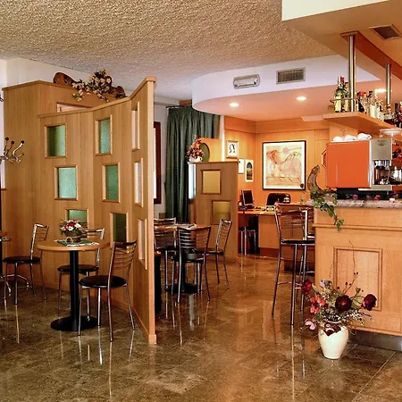 Hotel Pigna D'Oro-2